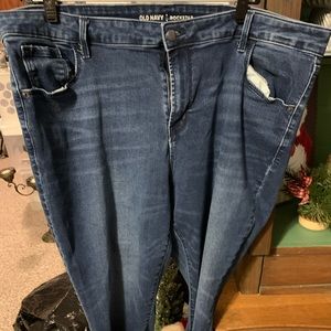 Plus size crop jeans